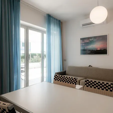 Solidago Aparthotel *