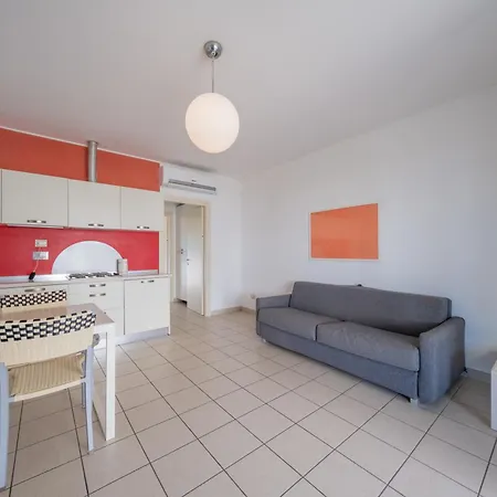 Solidago Aparthotel