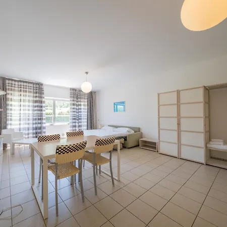 Solidago Aparthotel